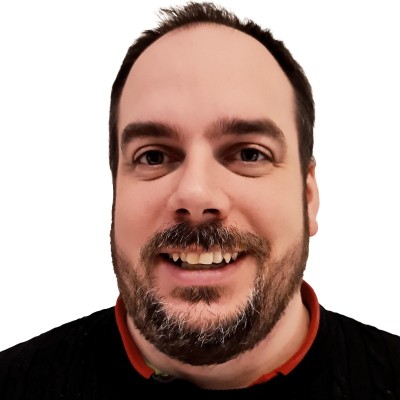 Portrait of Gareth Davis, Head of Learning at NETbuilder